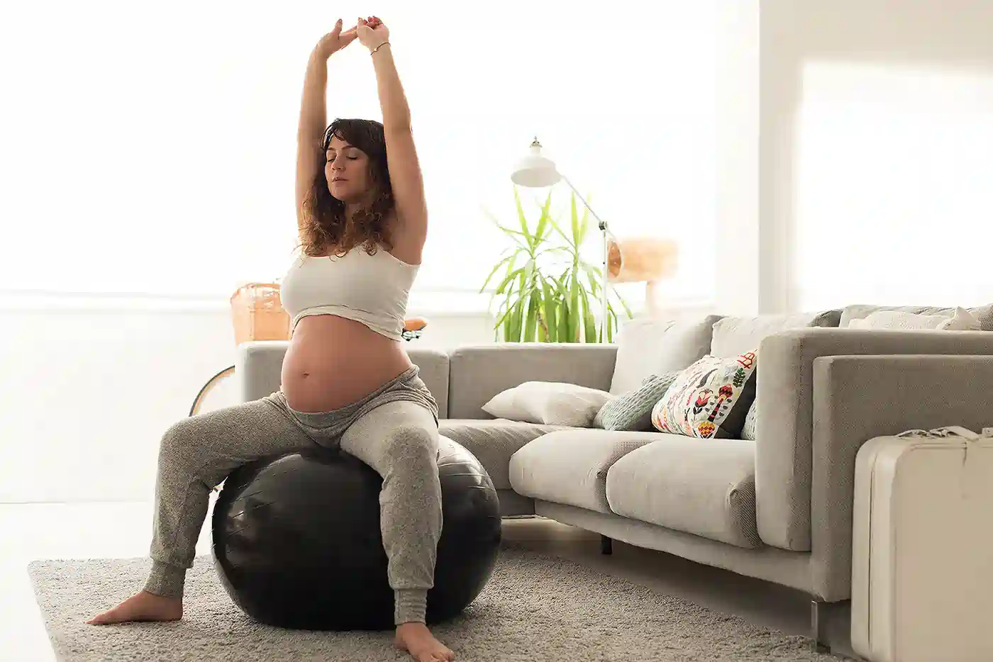 How to Support Your Core Safely During Pregnancy Basingstoke